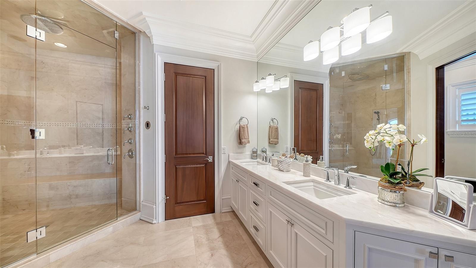 A4697230 Property Photo