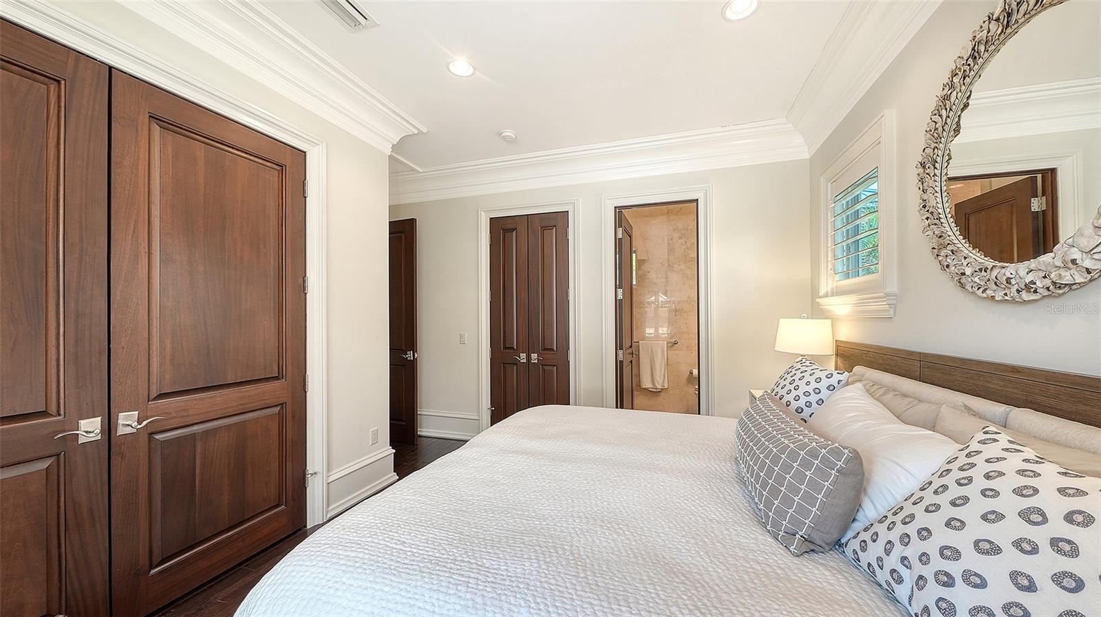 A4697230 Property Photo