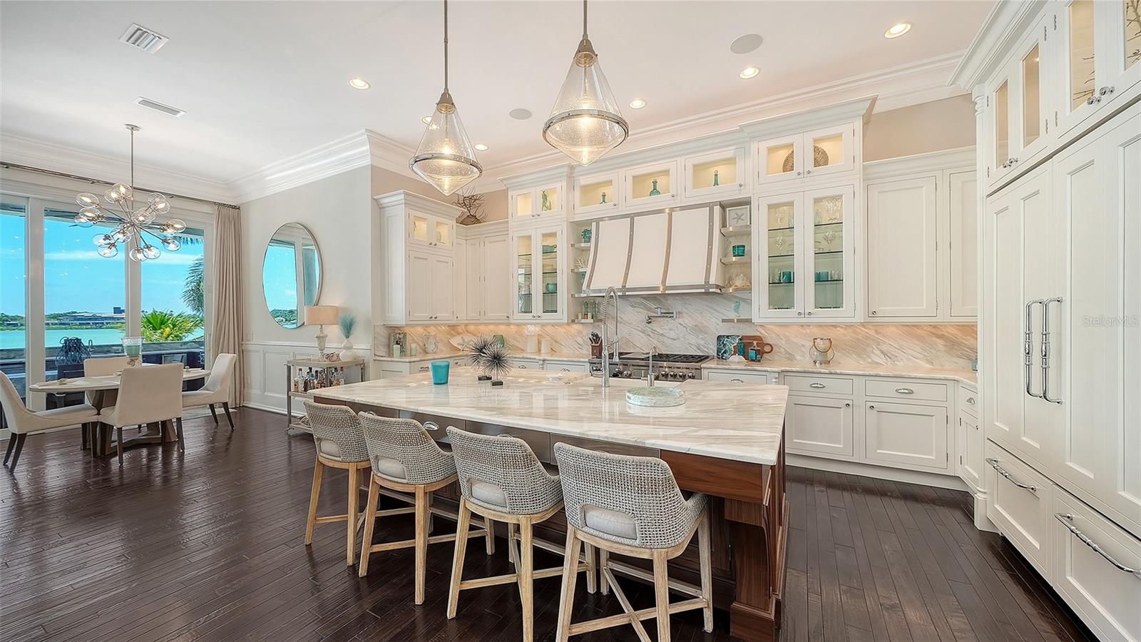 A4697230 Property Photo
