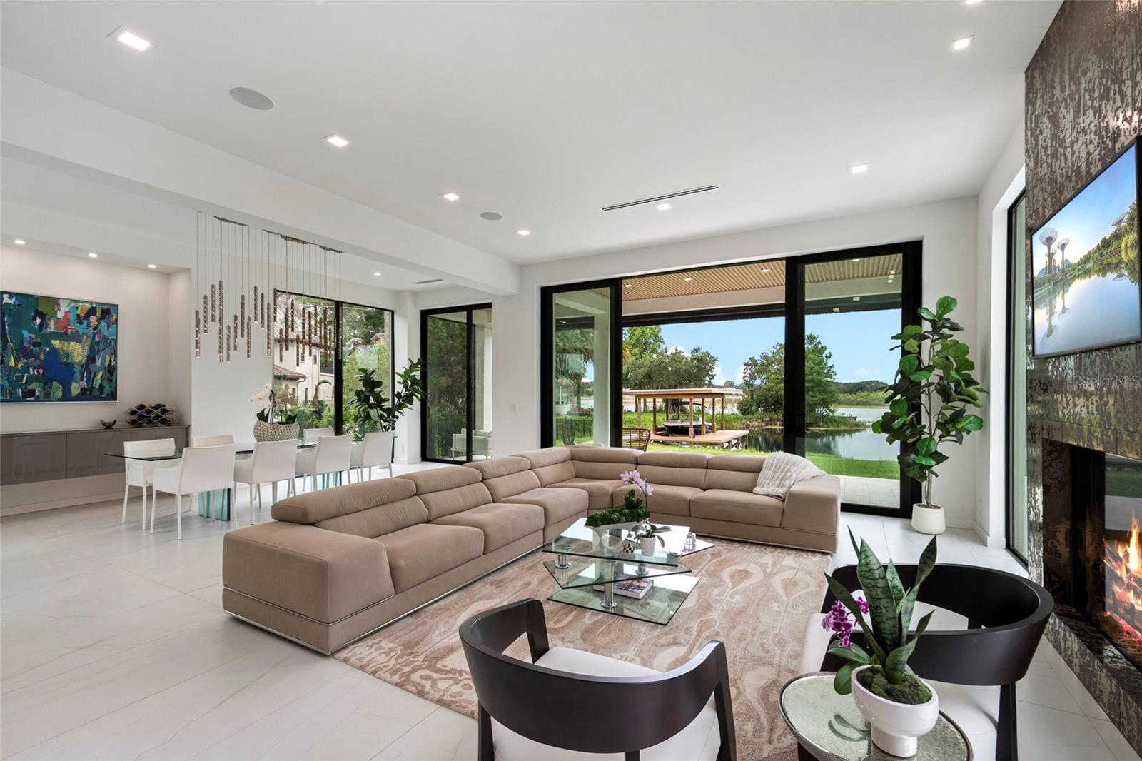 O6417446 Property Photo