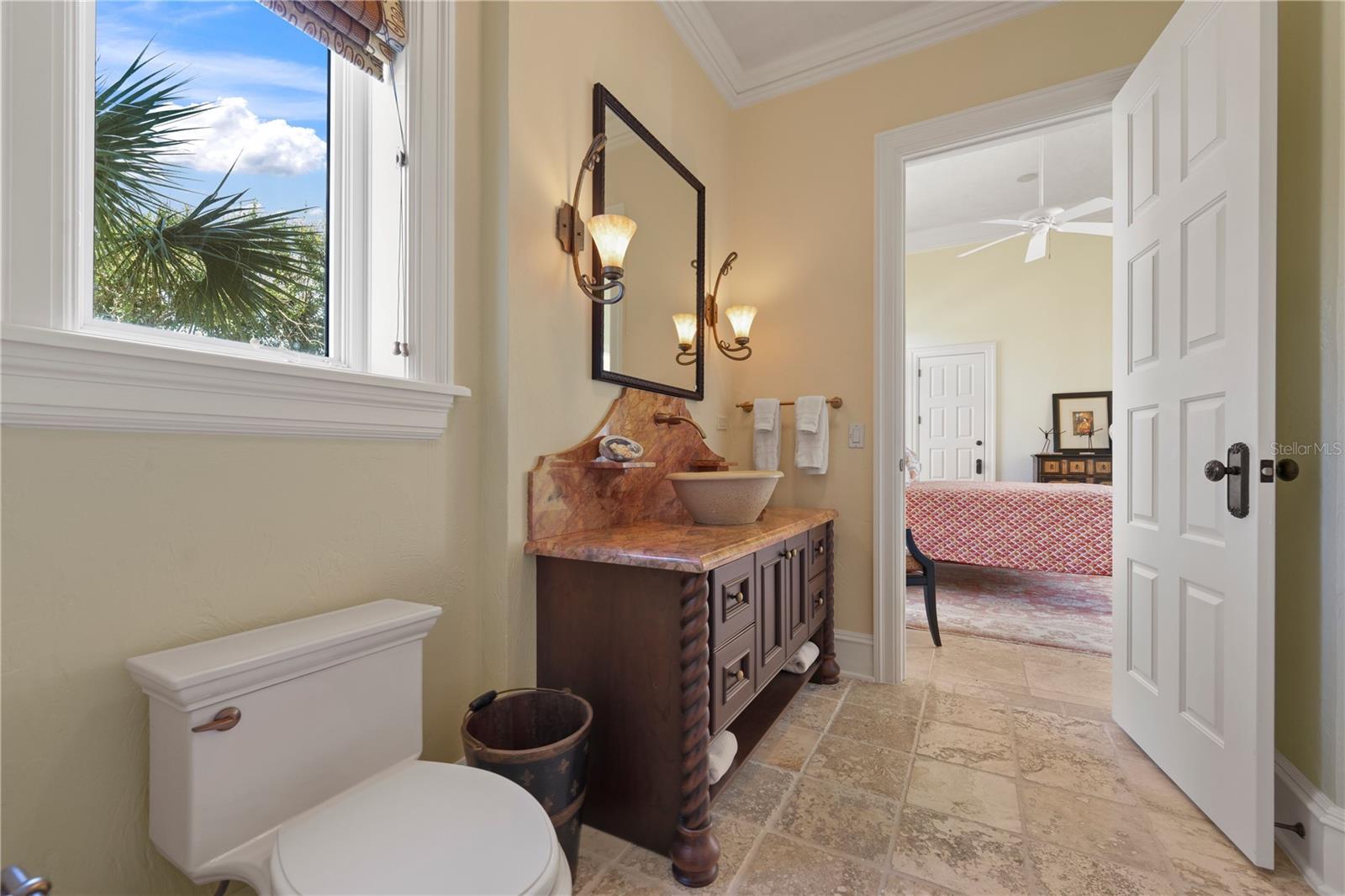 FC319316 Property Photo