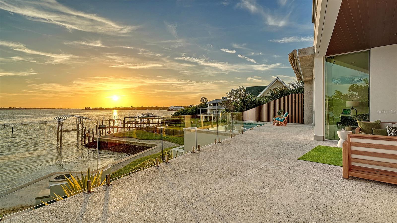 A4697289 Property Photo