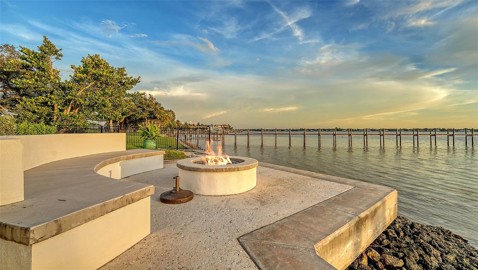 A4697289 Property Photo