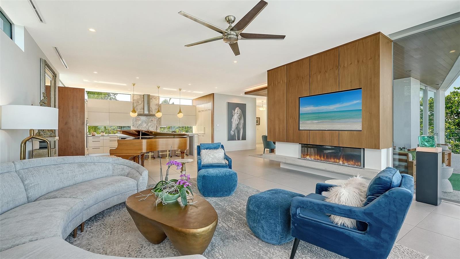 A4697289 Property Photo