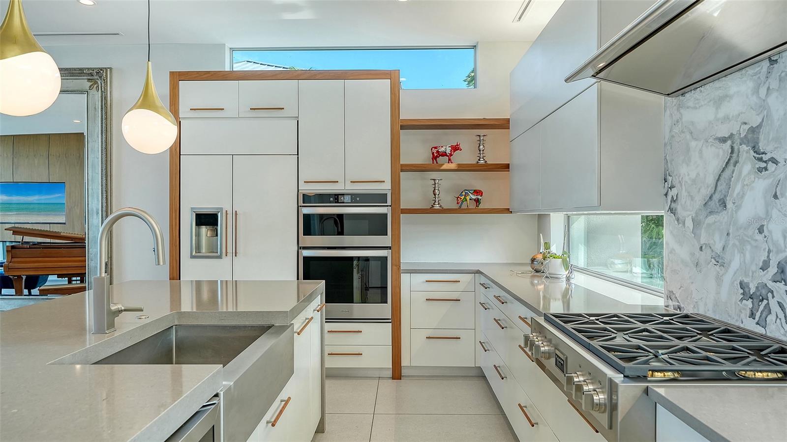 A4697289 Property Photo