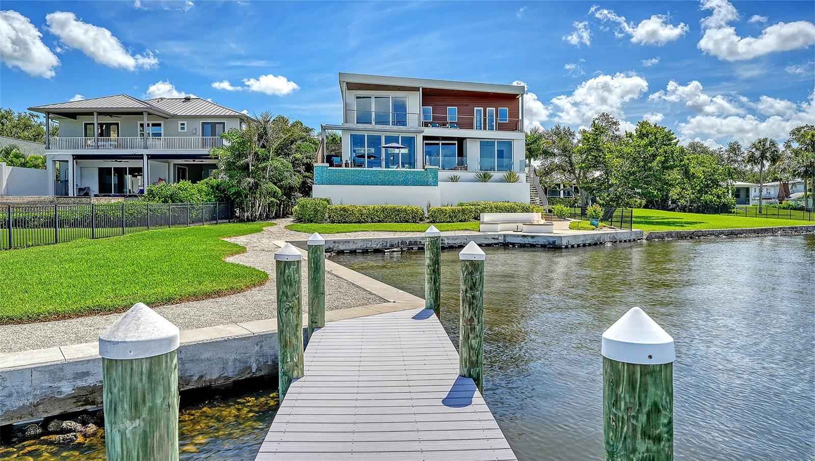 A4697289 Property Photo