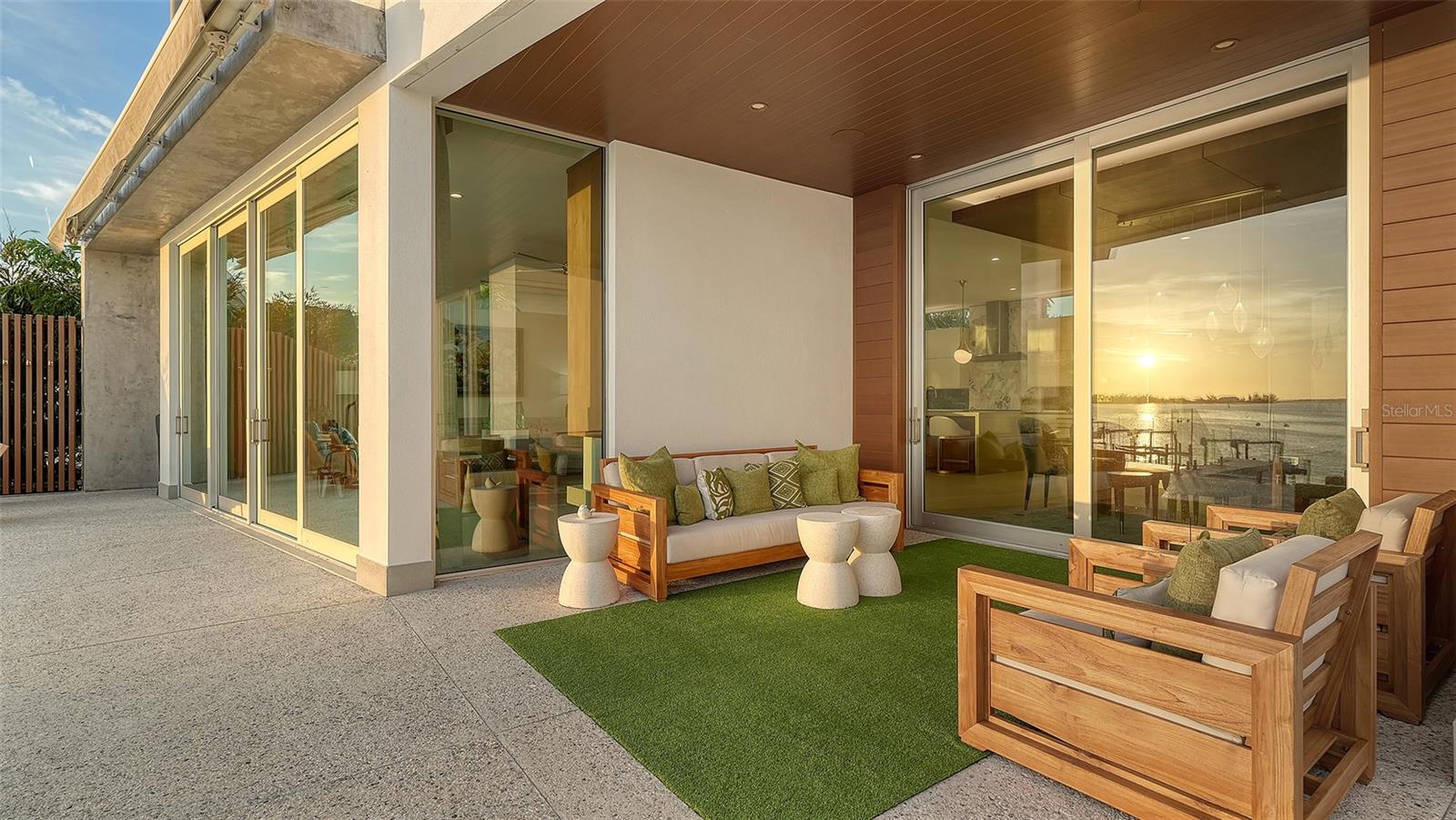 A4697289 Property Photo