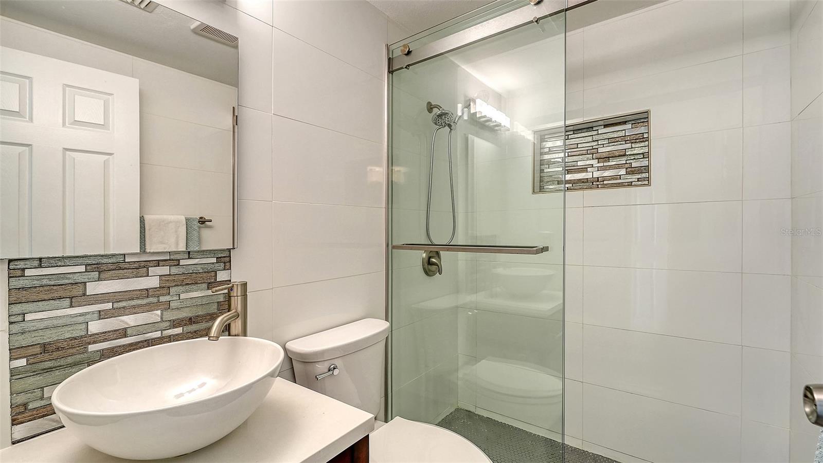 A4697289 Property Photo
