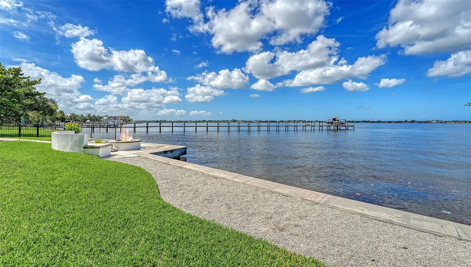 A4697289 Property Photo