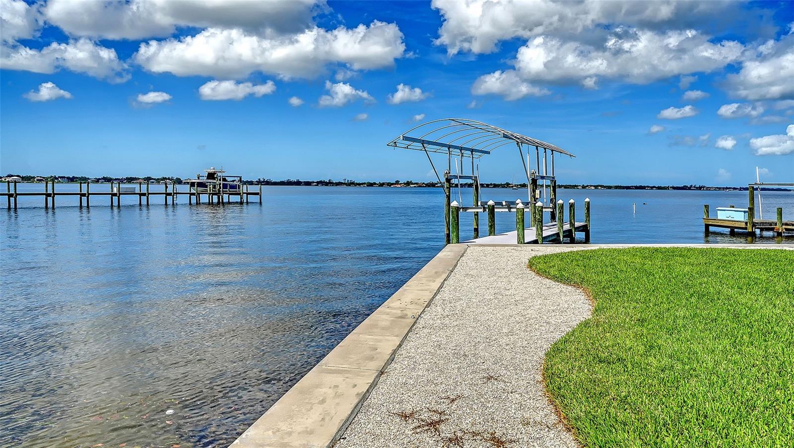 A4697289 Property Photo