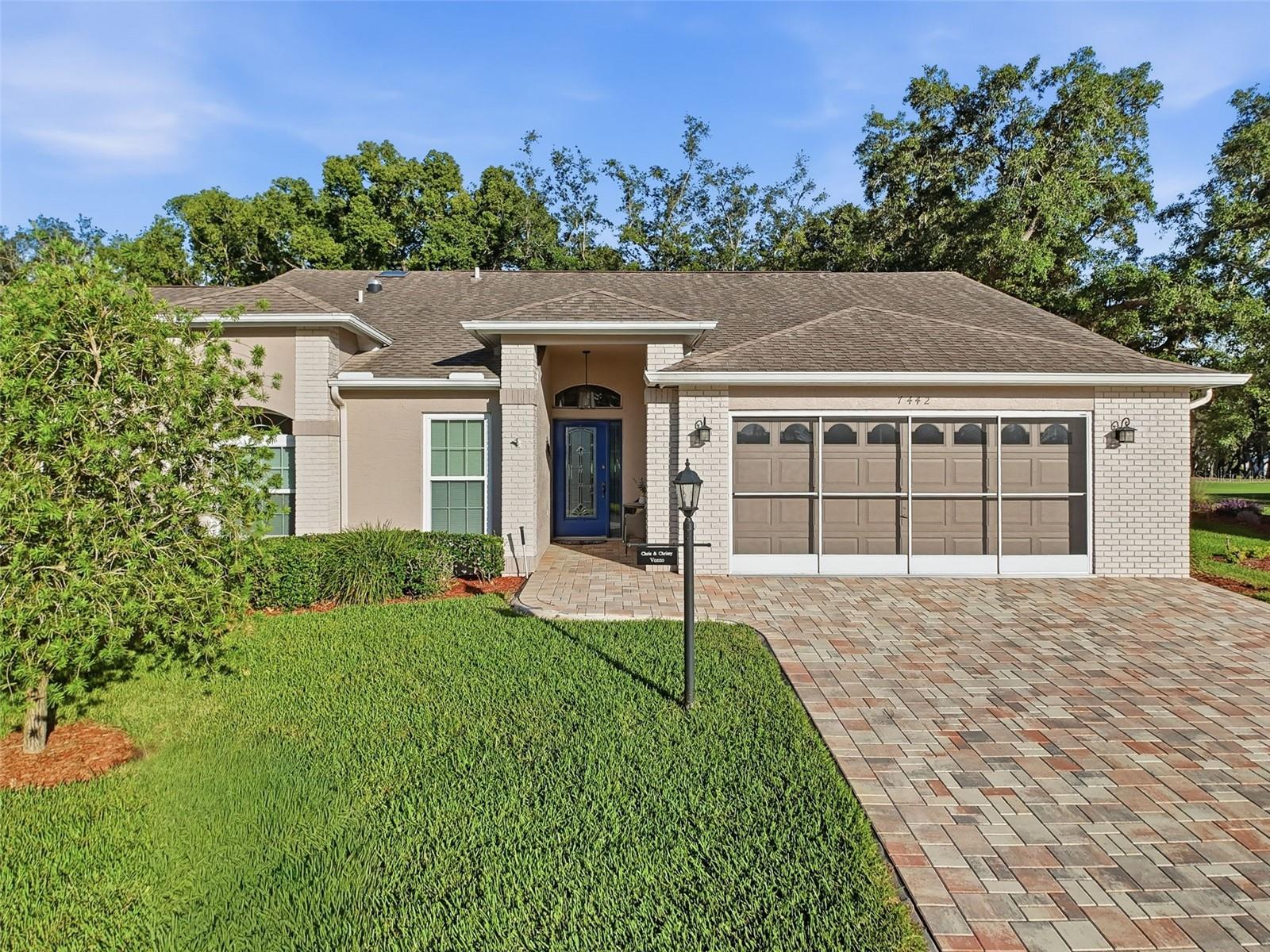 MLS# W7886844 Property Photo