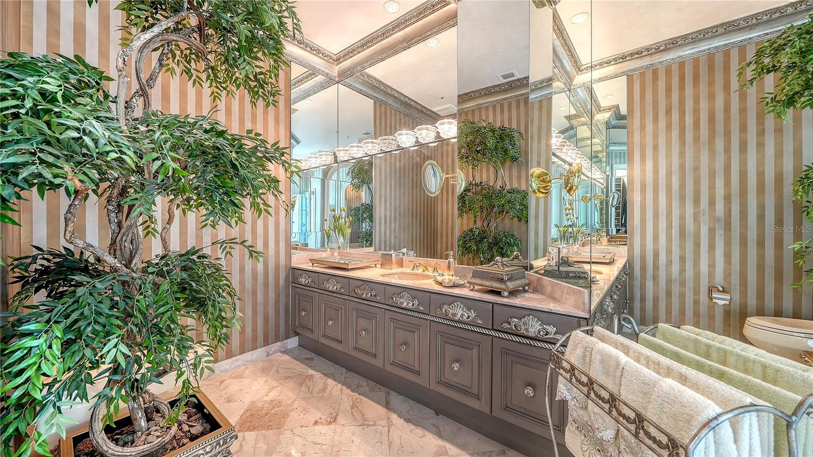 A4697487 Property Photo