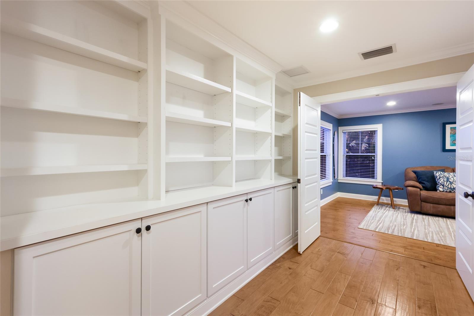 A4697603 Property Photo