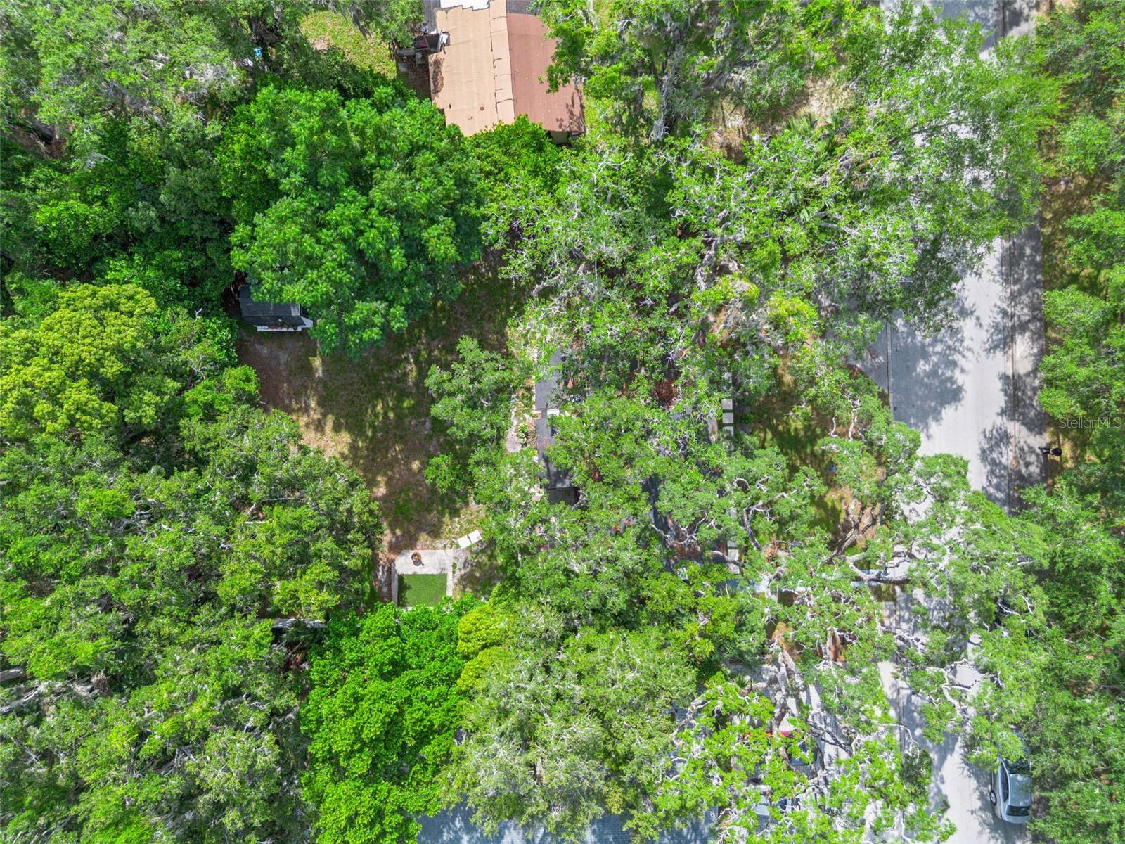 O6418516 Property Photo