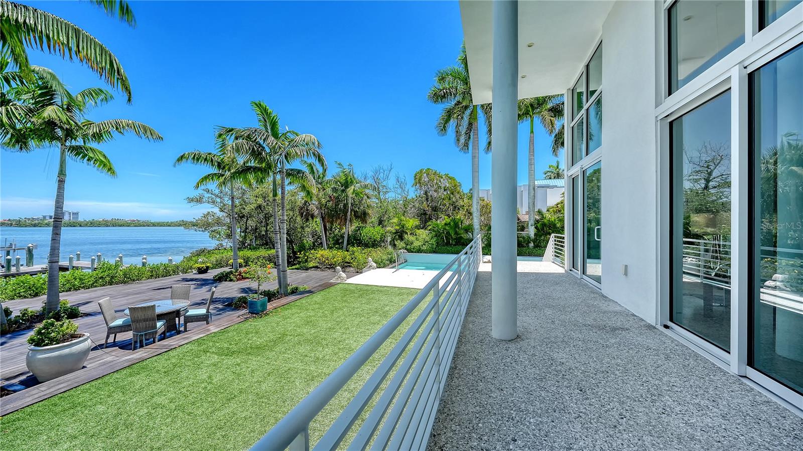 A4698159 Property Photo