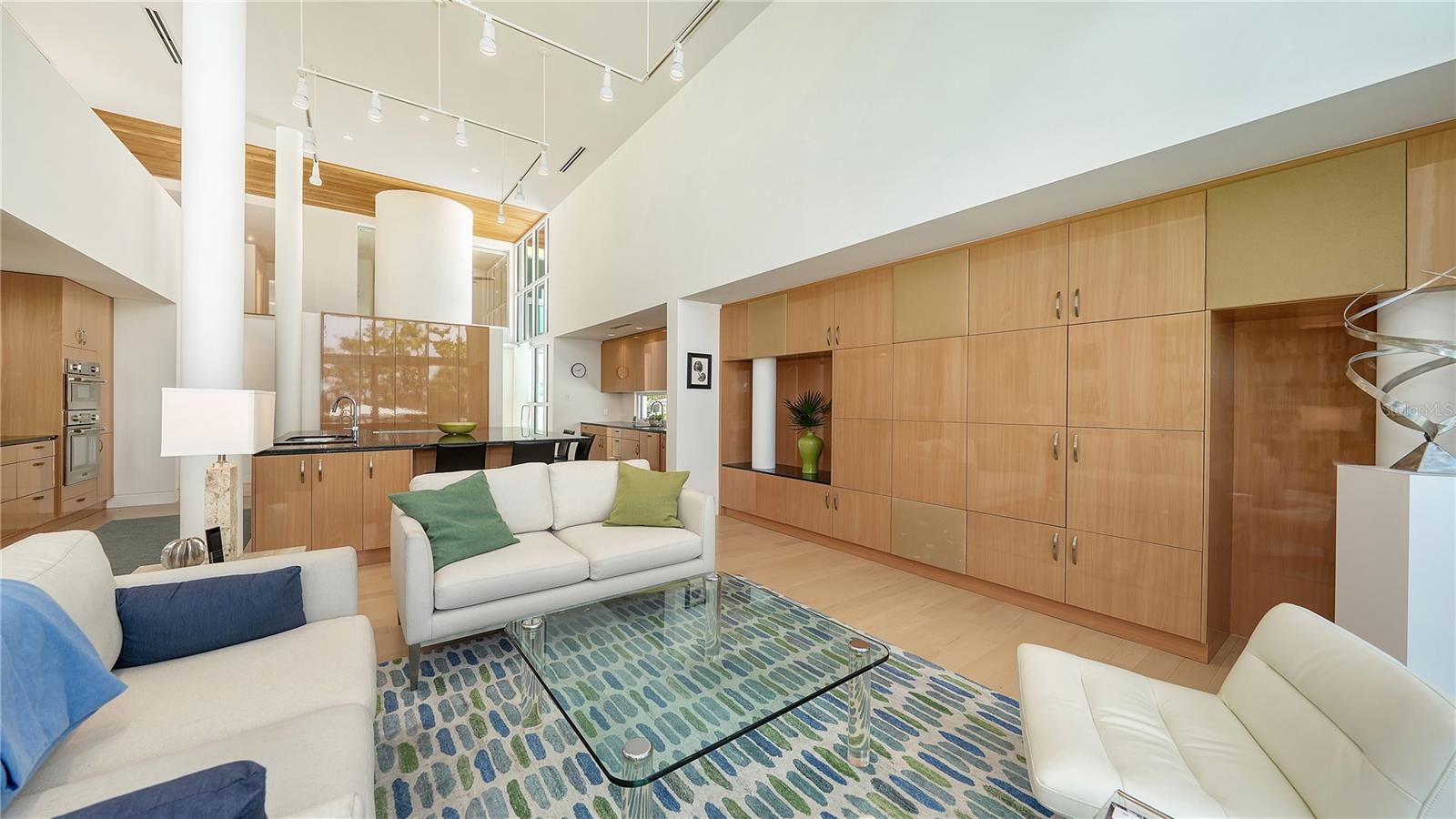 A4698159 Property Photo