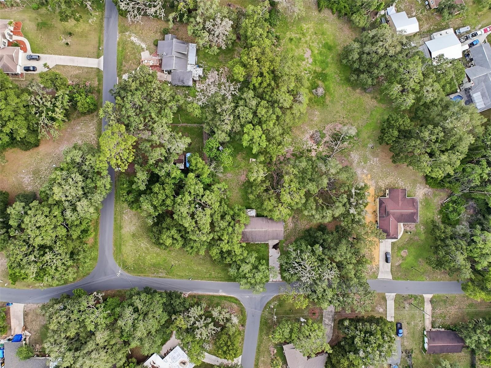W7887109 Property Photo
