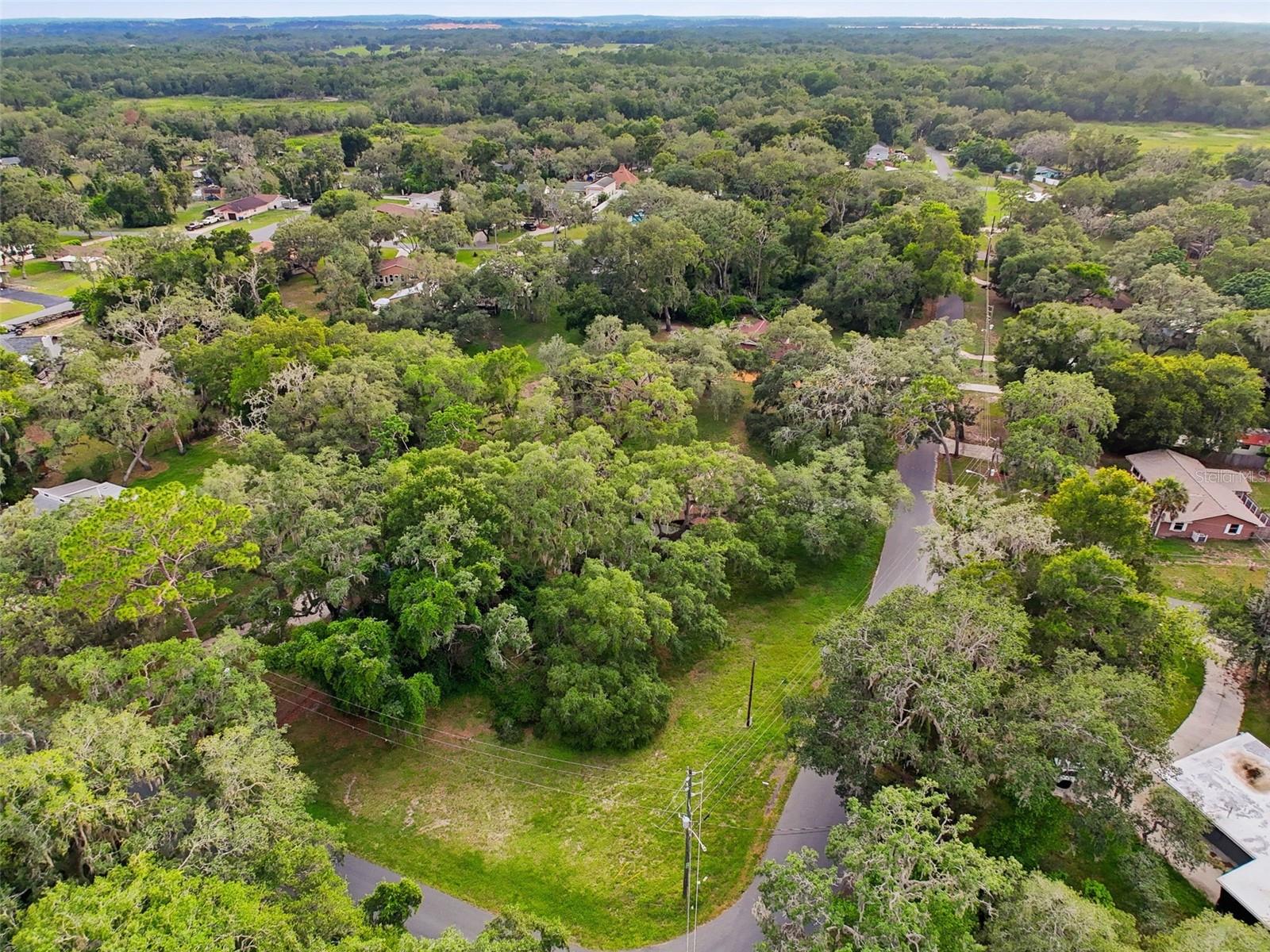 W7887109 Property Photo