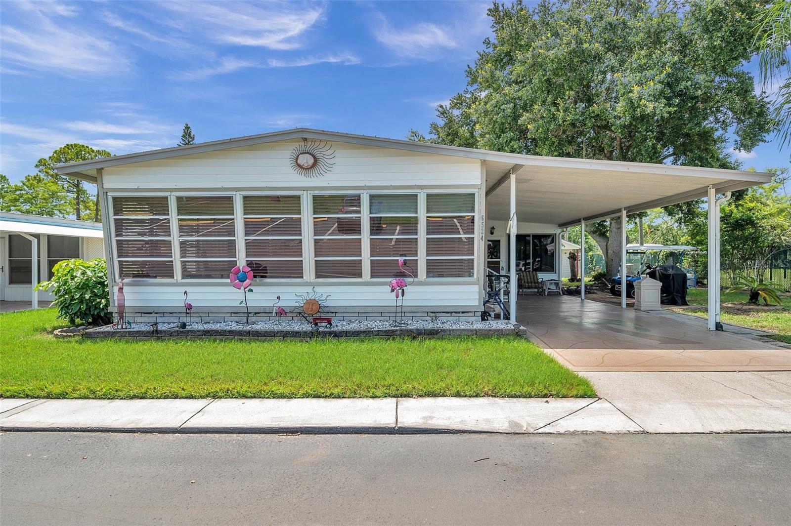 MLS# W7887113 Property Photo