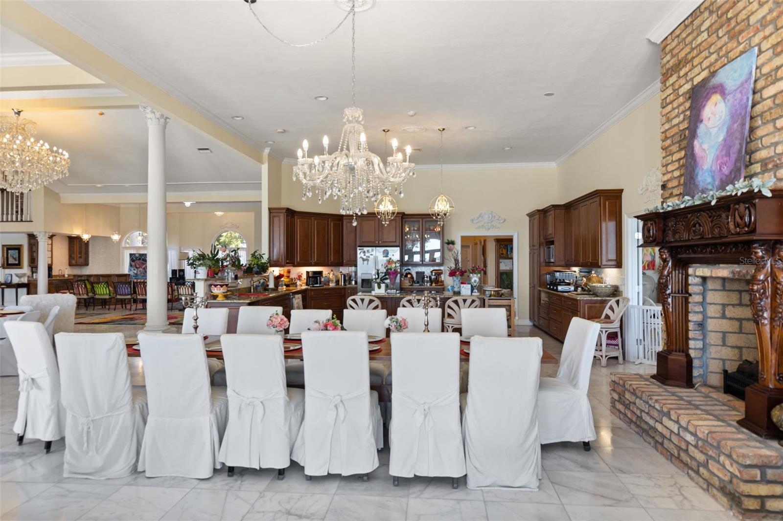 A4698309 Property Photo