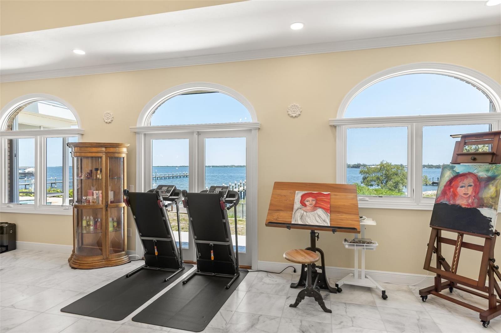 A4698309 Property Photo