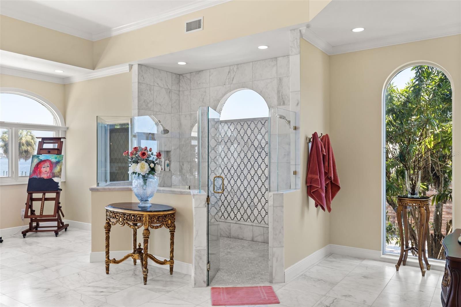 A4698309 Property Photo