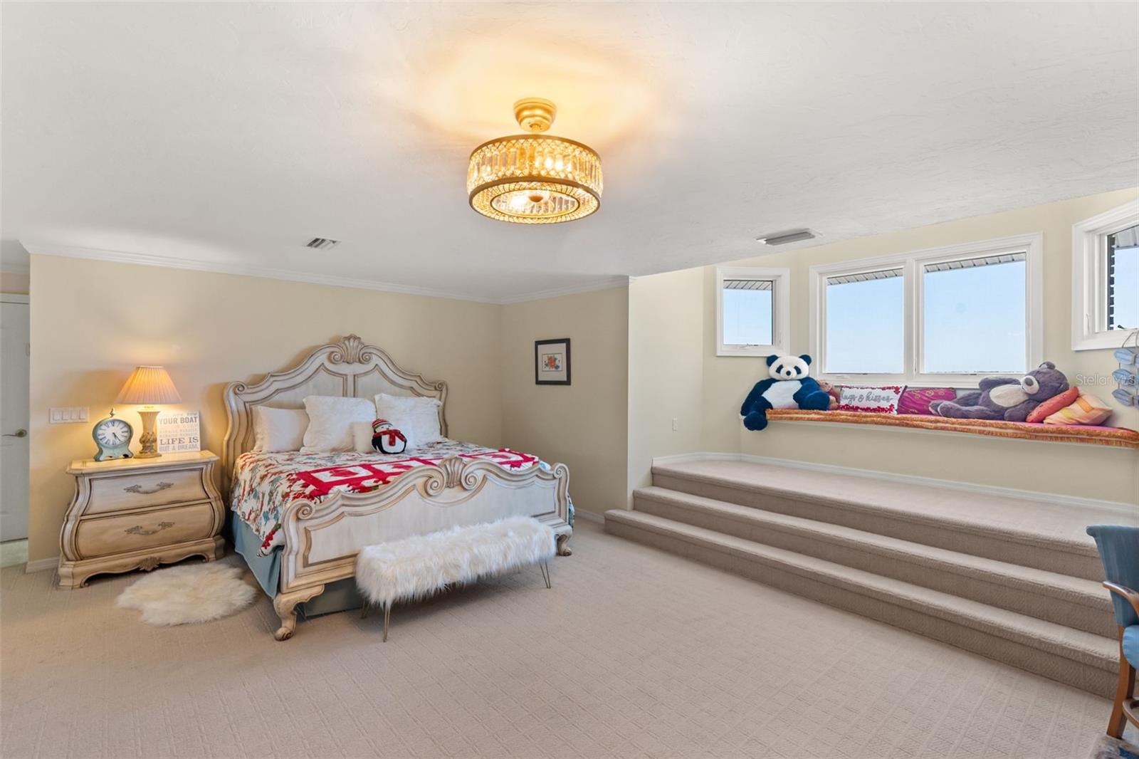 A4698309 Property Photo