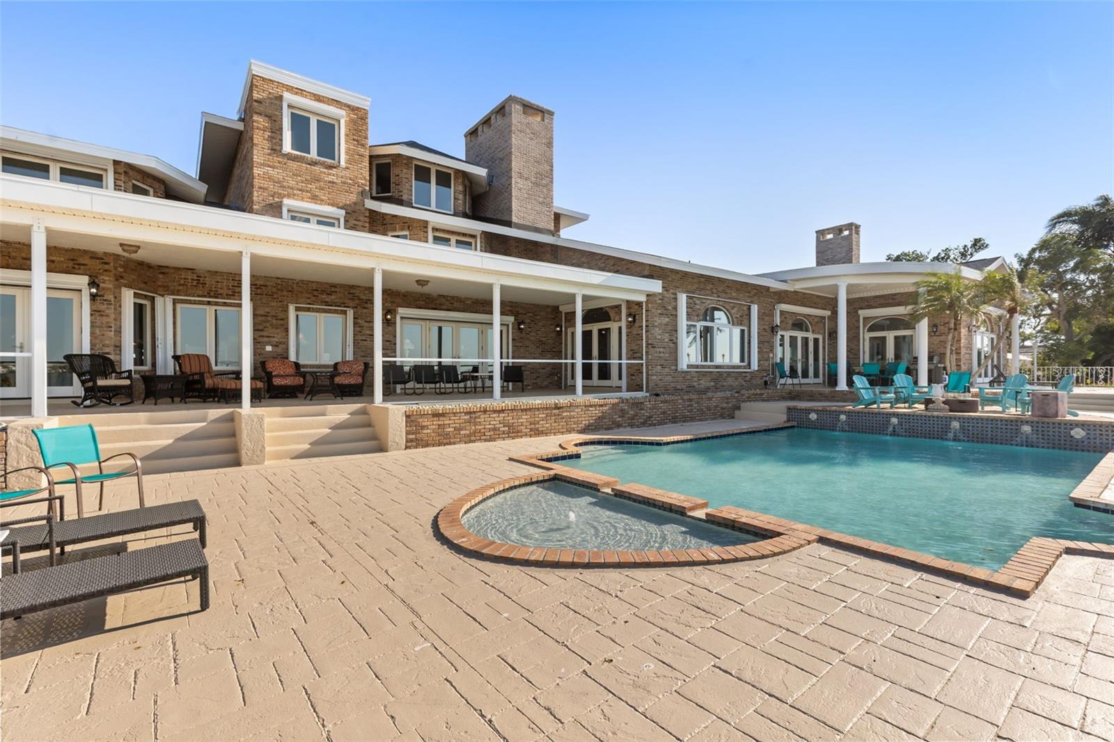 A4698309 Property Photo