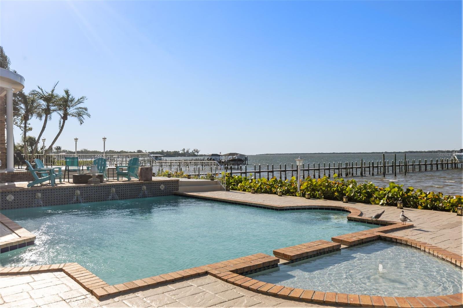 A4698309 Property Photo
