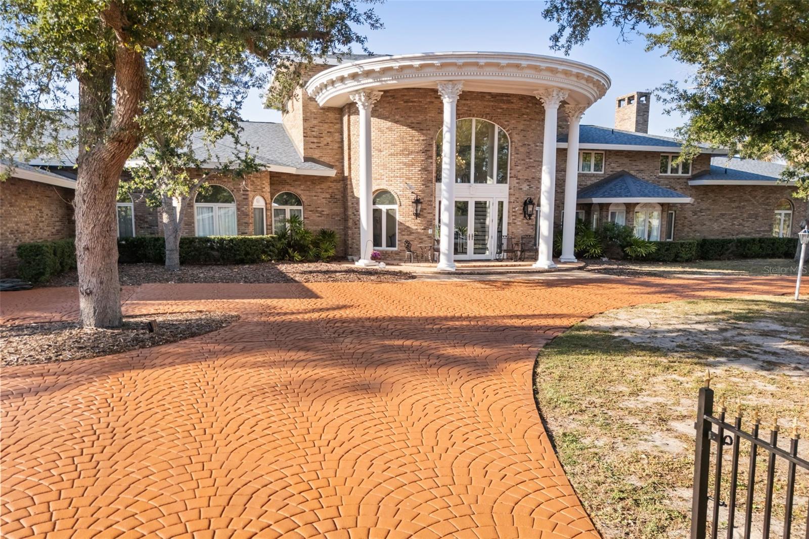 A4698309 Property Photo