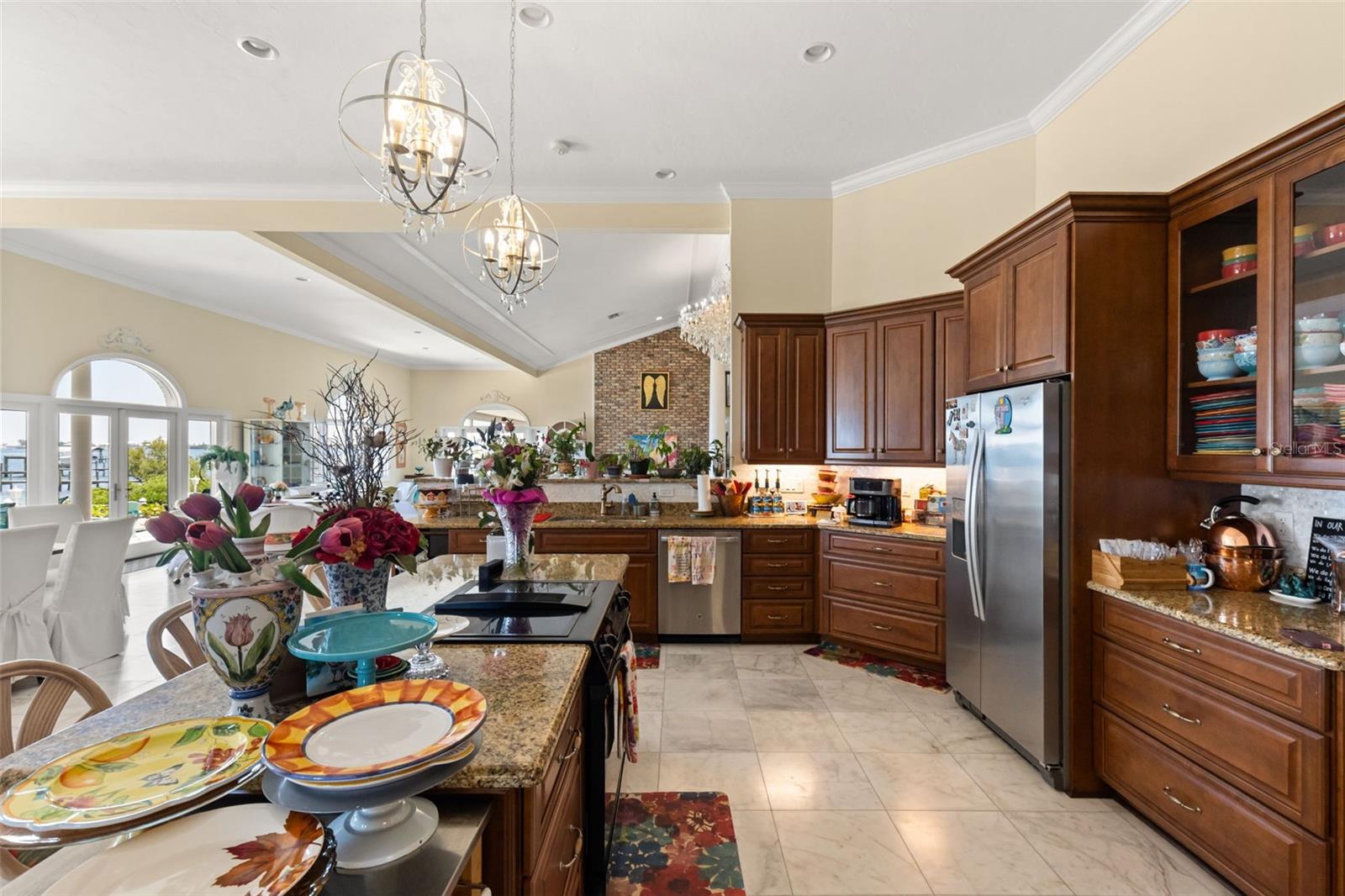 A4698309 Property Photo