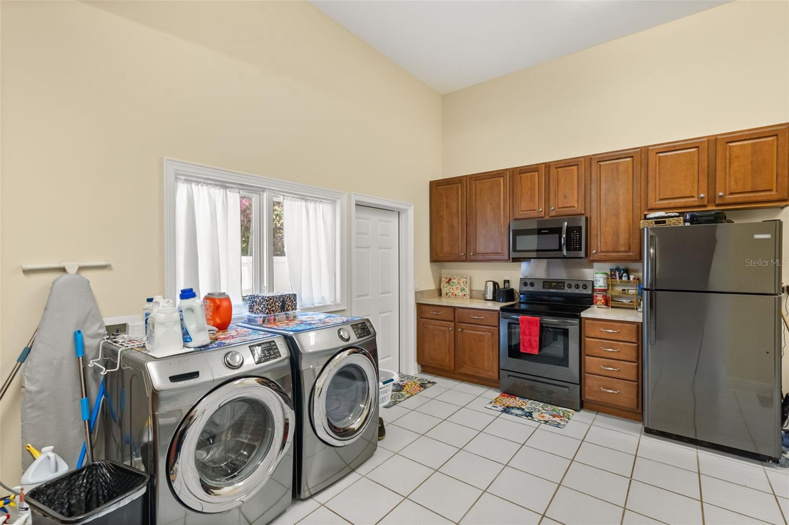 A4698309 Property Photo
