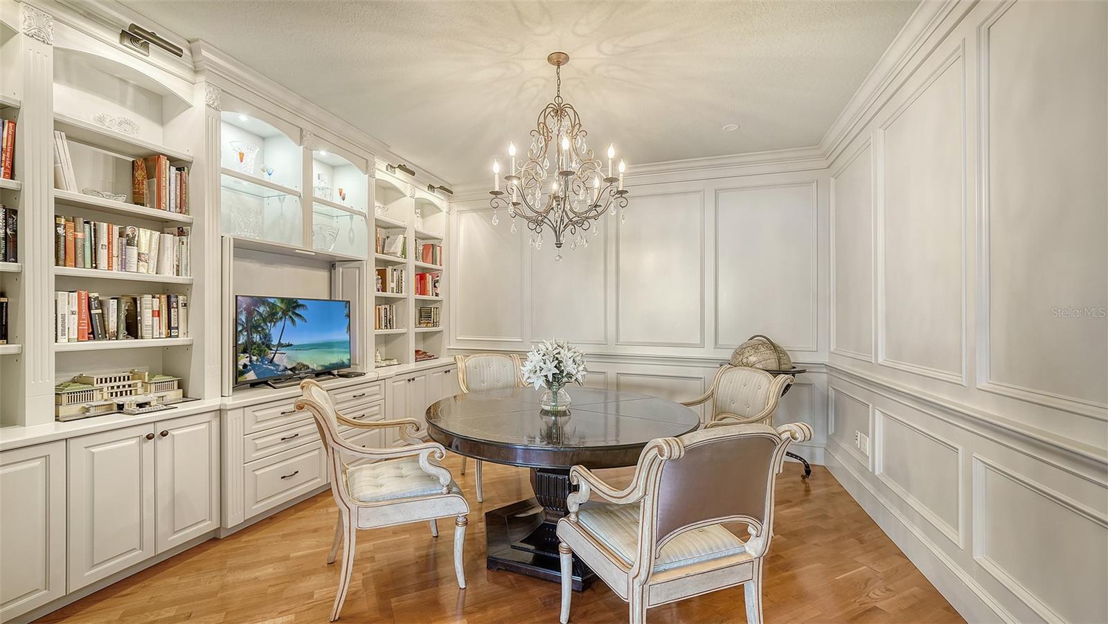 A4698333 Property Photo