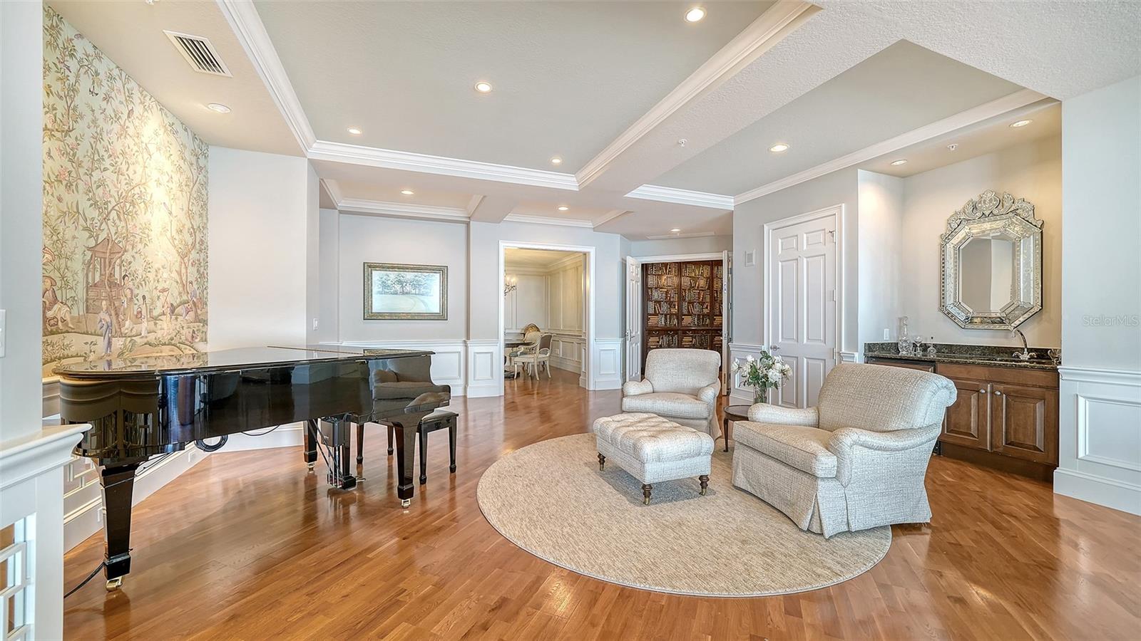 A4698333 Property Photo