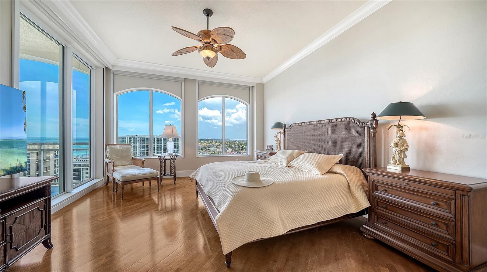 A4698333 Property Photo