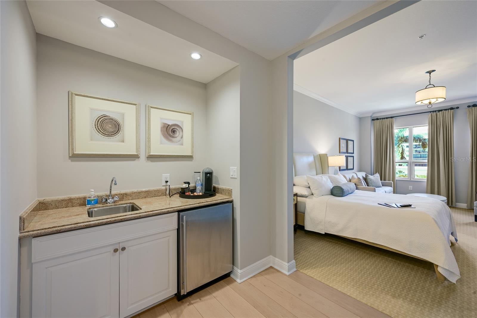 A4698333 Property Photo