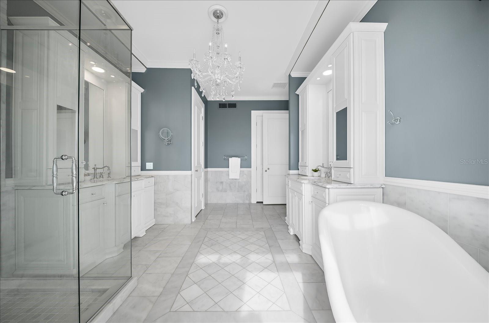 TB8524231 Property Photo