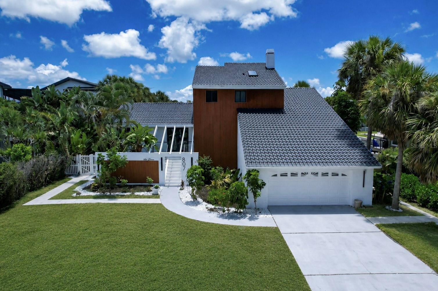 MLS# TB8524612 Property Photo