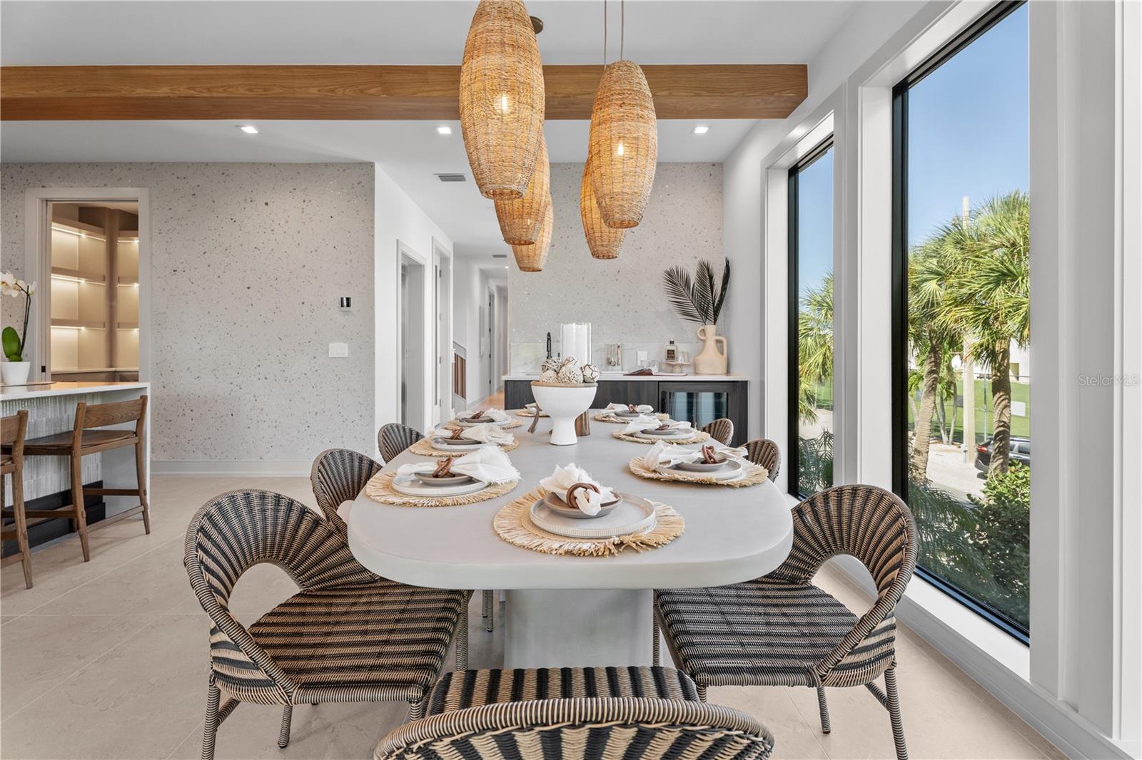 A4698723 Property Photo