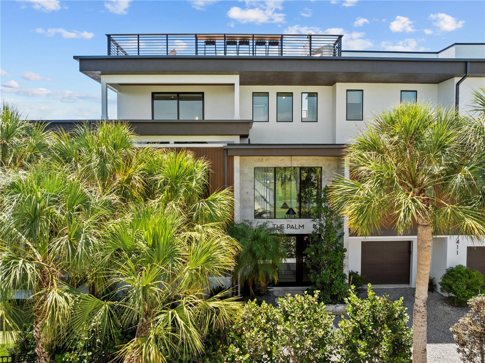 A4698723 Property Photo