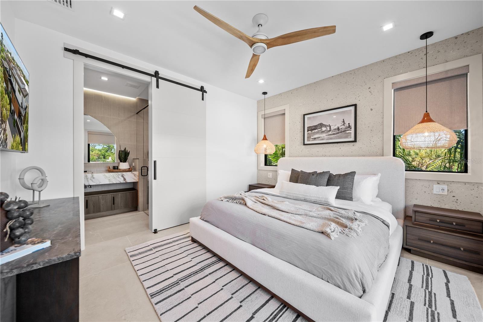 A4698723 Property Photo