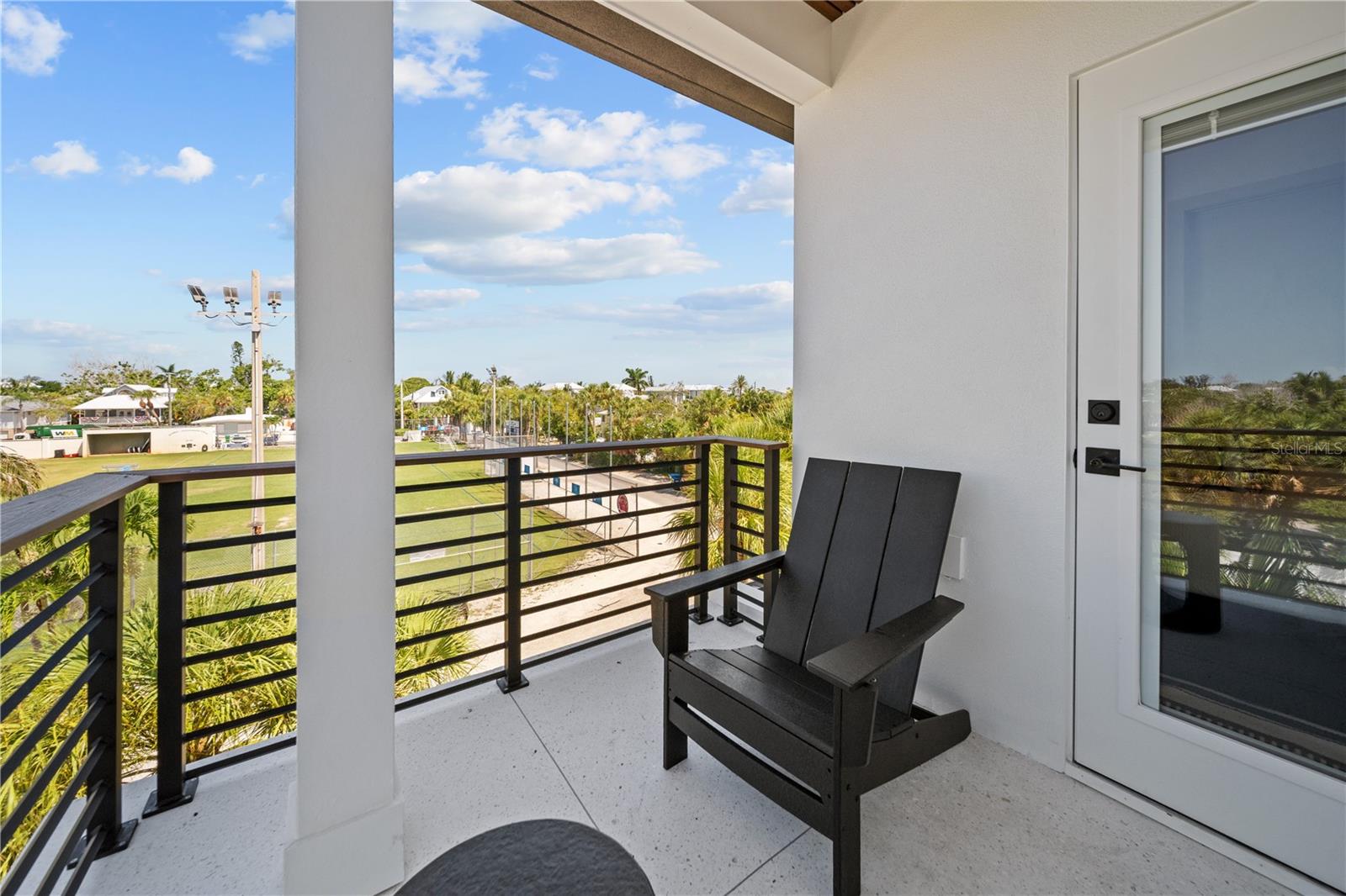 A4698723 Property Photo