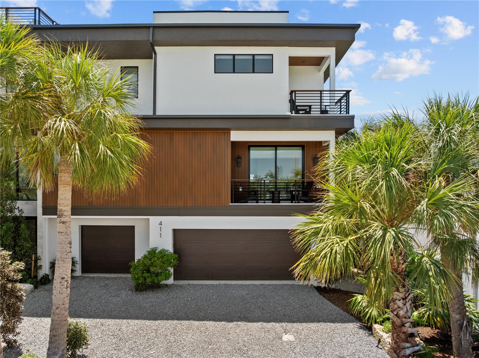A4698723 Property Photo