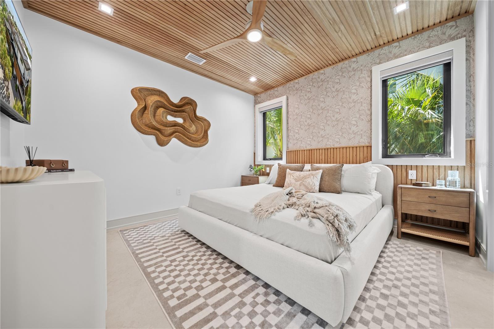 A4698723 Property Photo