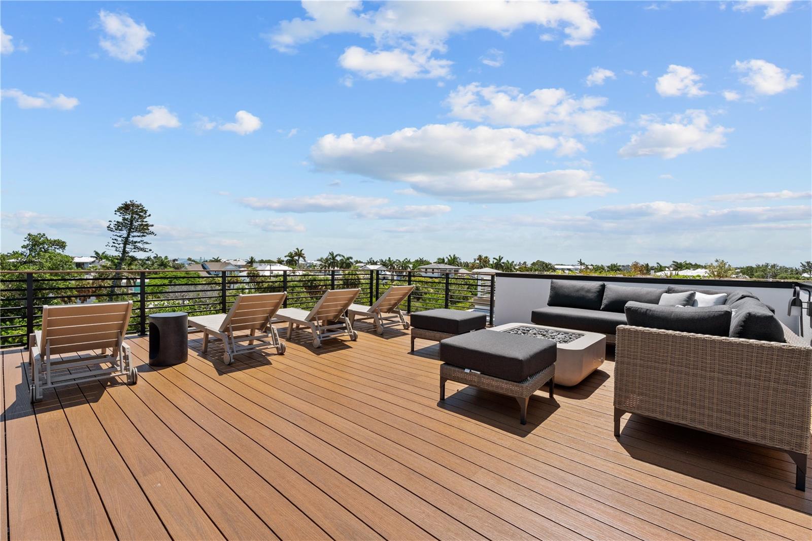A4698723 Property Photo