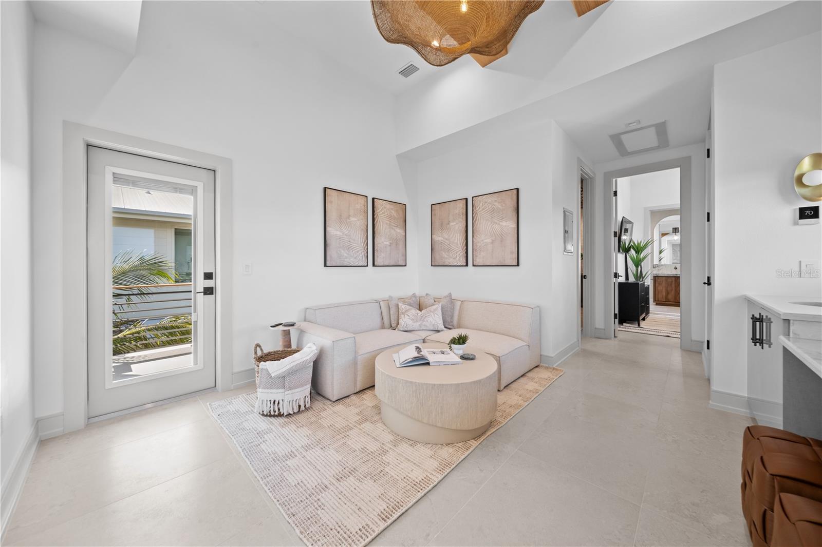 A4698723 Property Photo