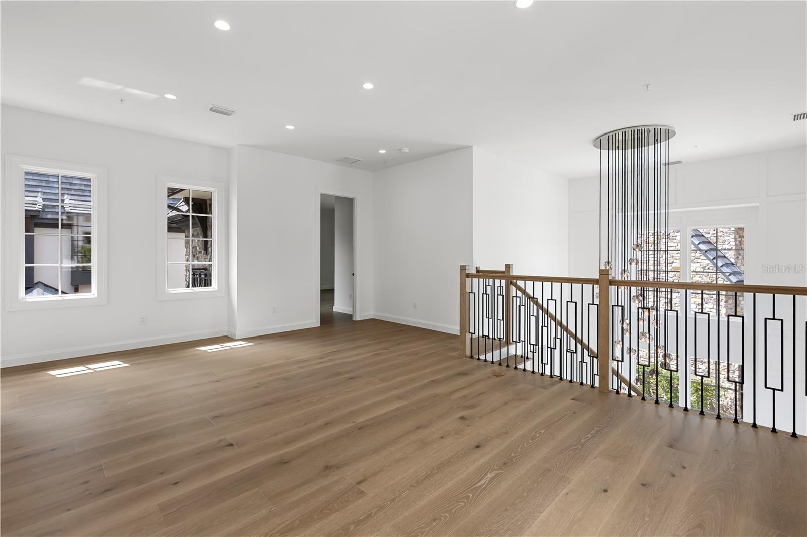 O6421879 Property Photo