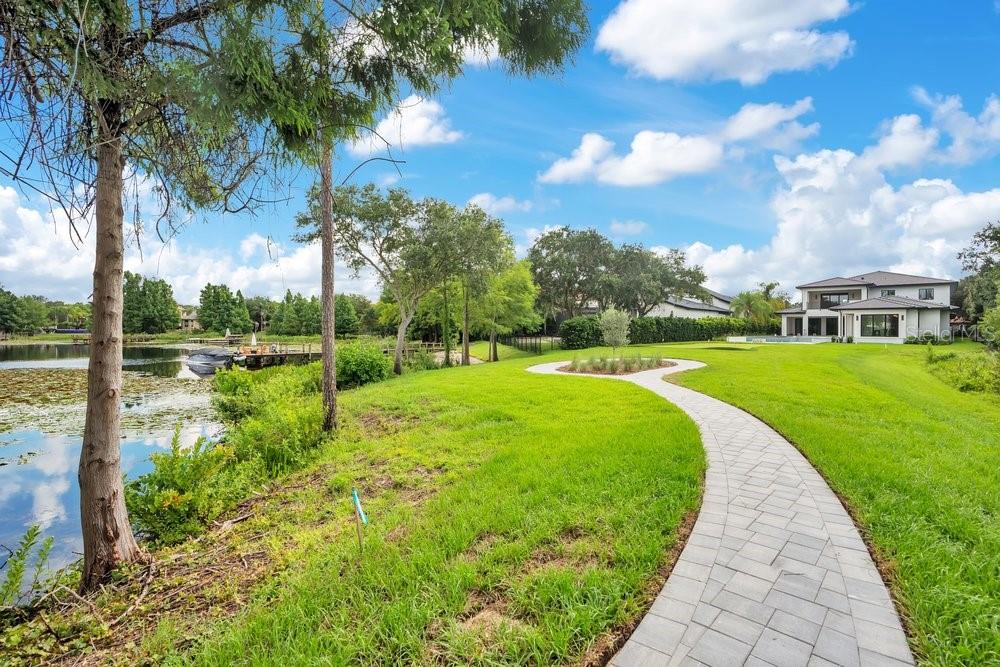 O6422852 Property Photo