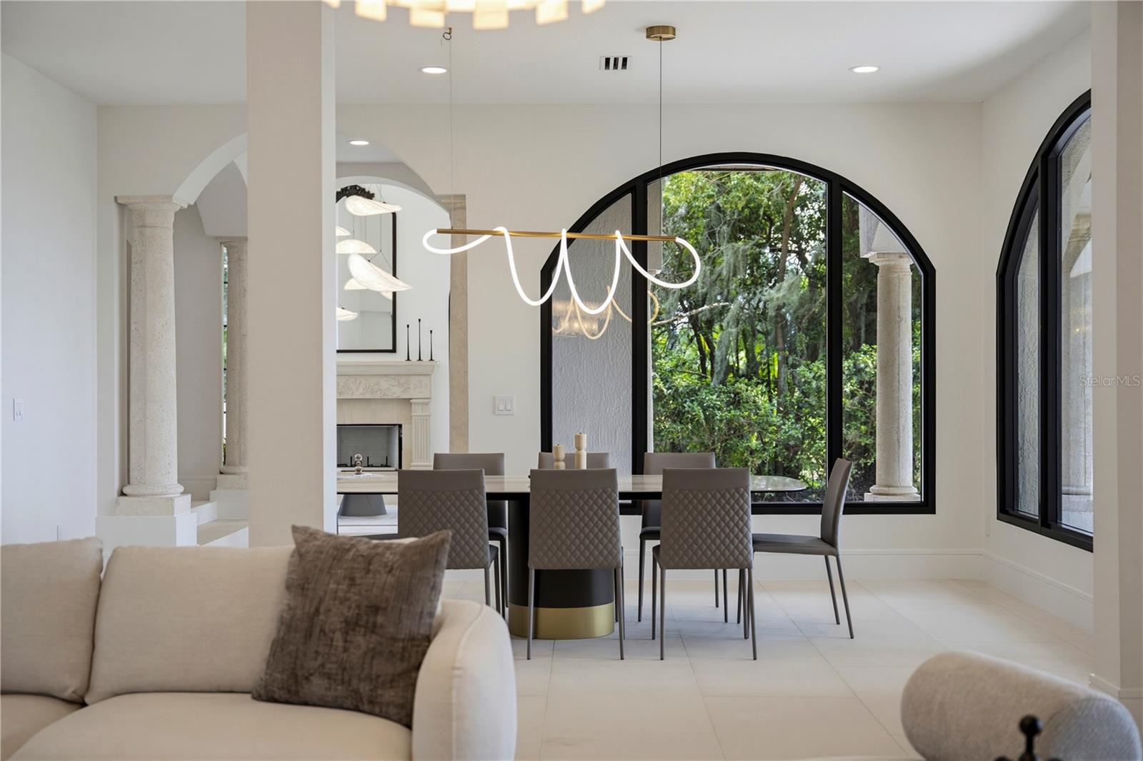 O6422976 Property Photo