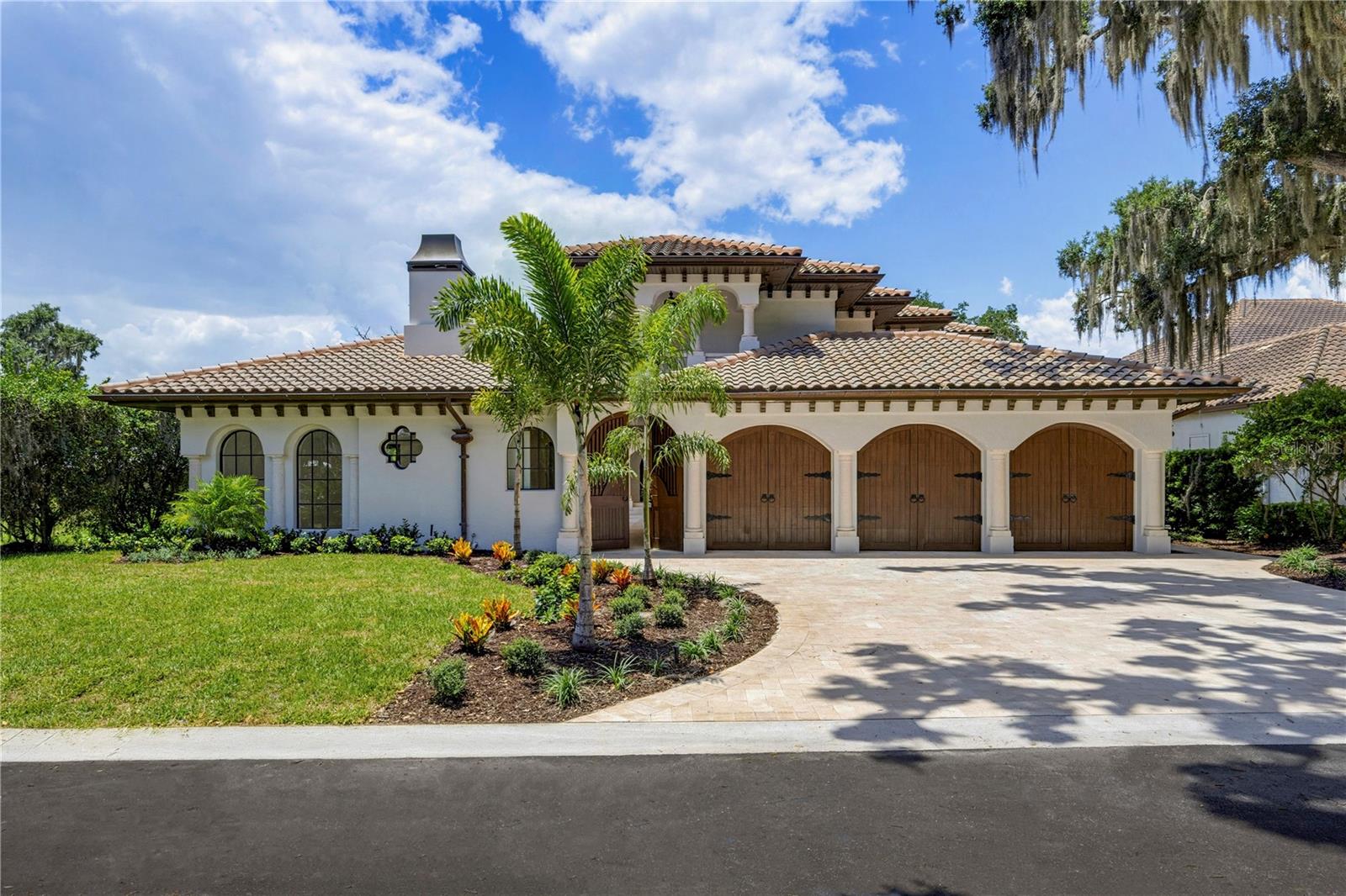 O6422976 Property Photo